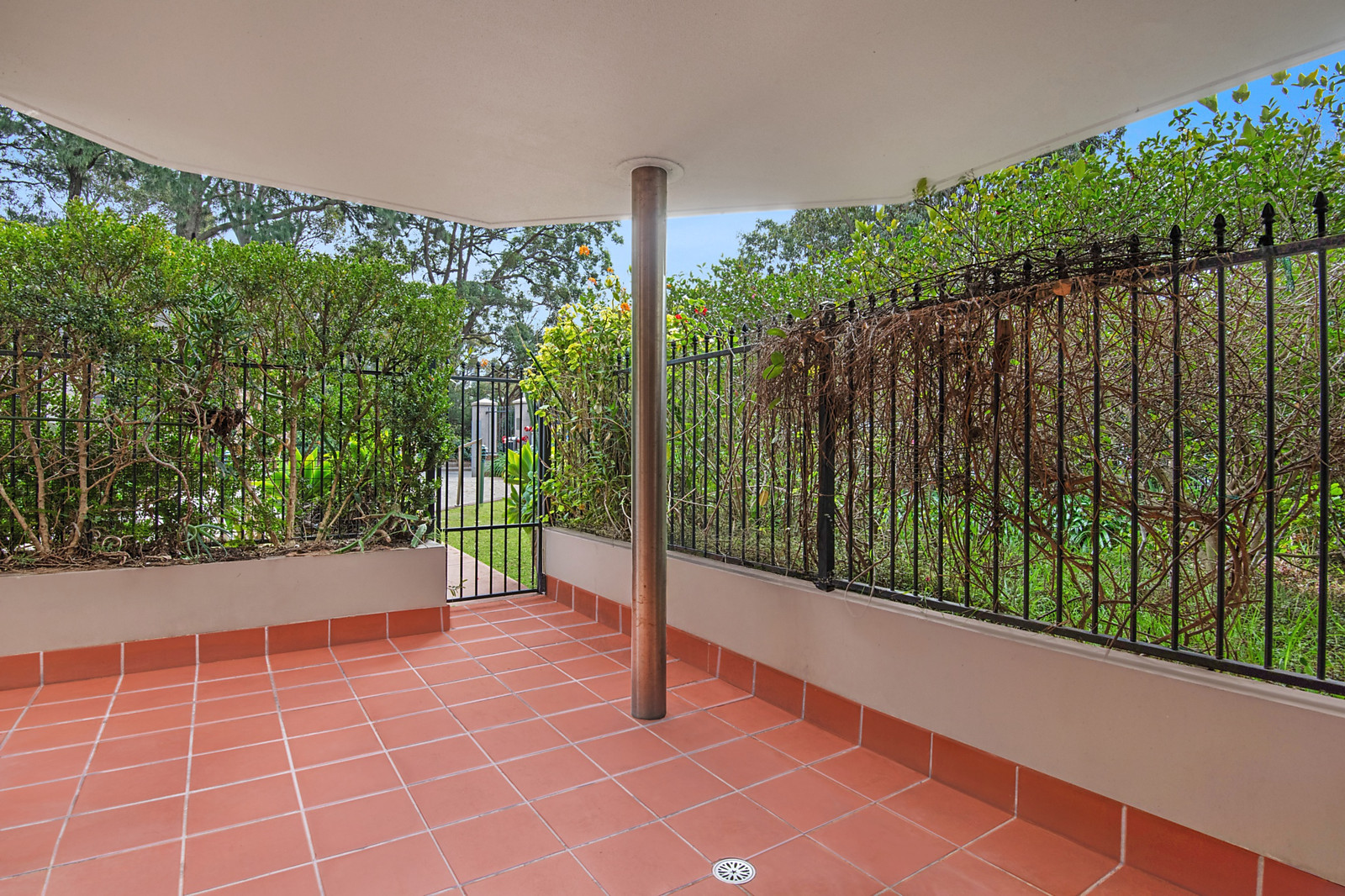 18/29-31 Cook Street, Glebe For Sale by Sydney Sotheby's International Realty - image 8