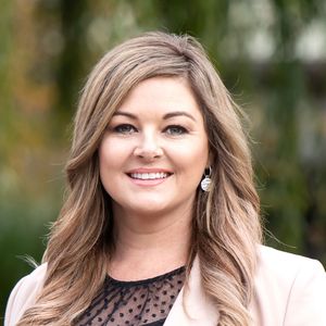 Photo of Rebecca Grose