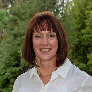 Photo of Annette Warner