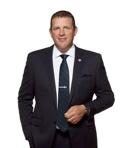Photo of Darren Hutchins