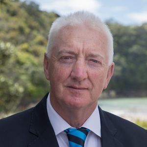 Photo of Hendry Tainsh