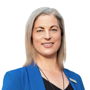 Photo of Rhiannon Moss