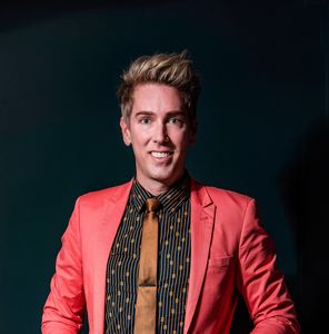 Photo of Andrew Thornton