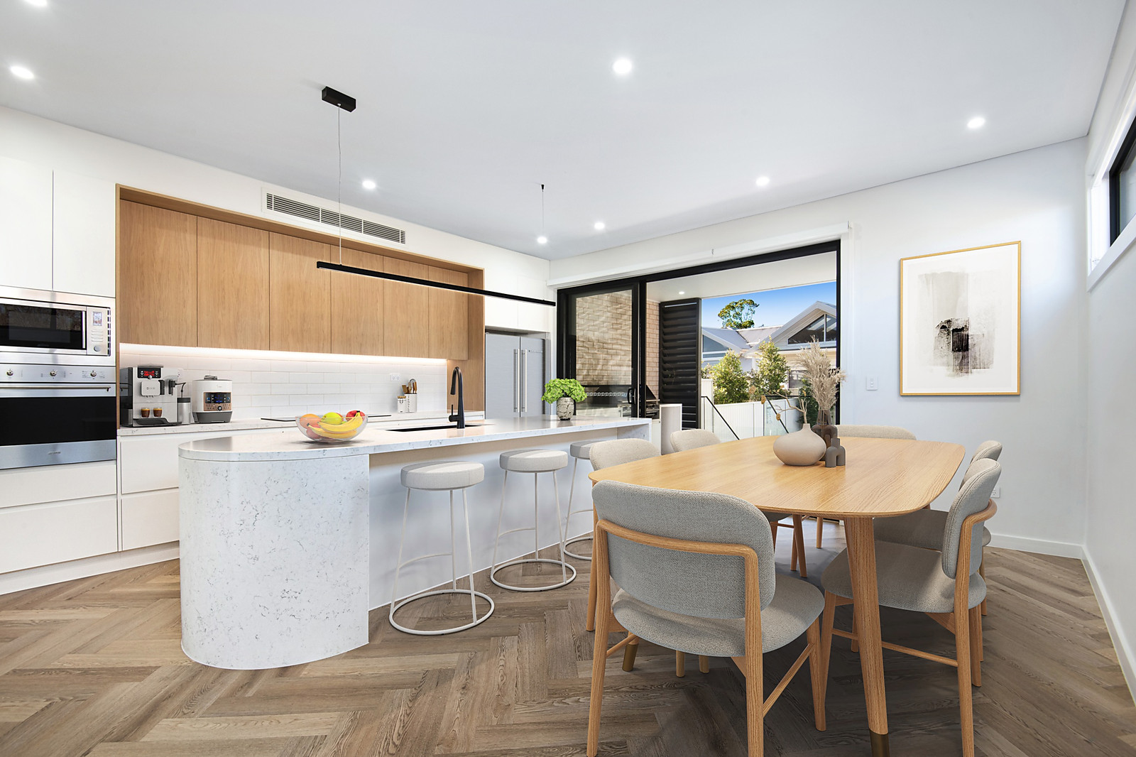 8B Yowie Avenue, Caringbah South Sold by Sydney Sotheby's International Realty - image 4