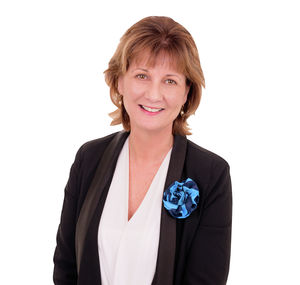 Photo of Joanne Carter