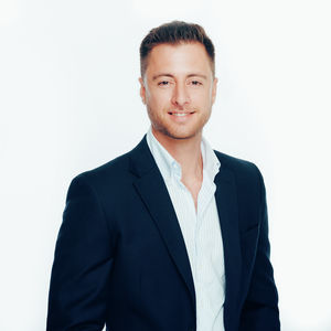 Photo of Scott Dunn