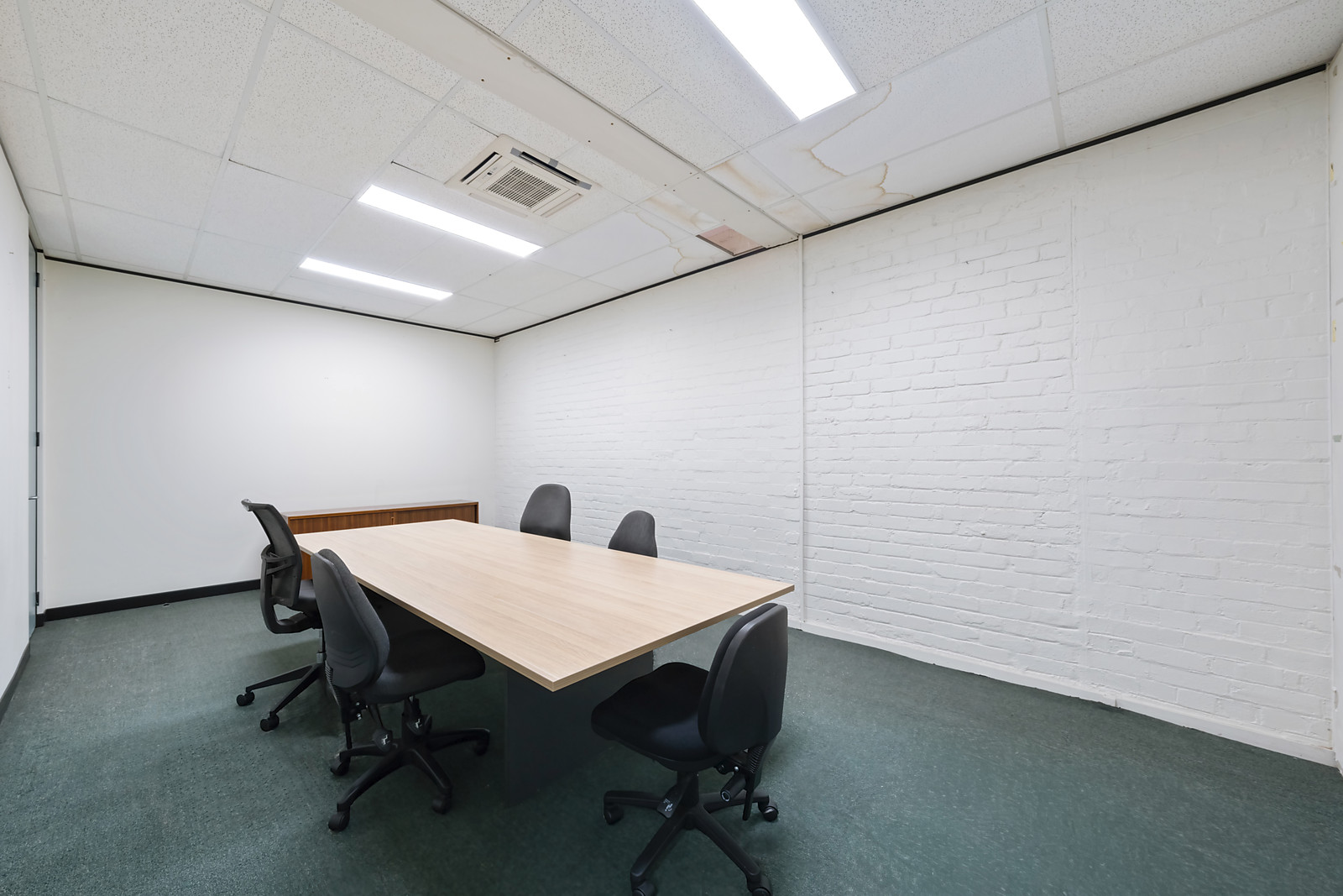 2, 111 Moore Street, Leichhardt For Sale by Sydney Sotheby's International Realty - image 8