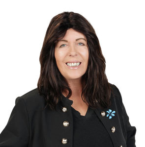 Photo of Julie Campbell