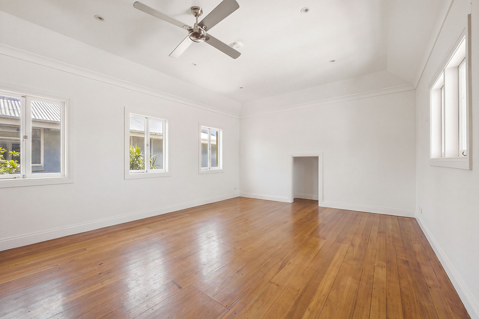 11 Henry Street, Queens Park Auction by Sydney Sotheby's International Realty - image 18