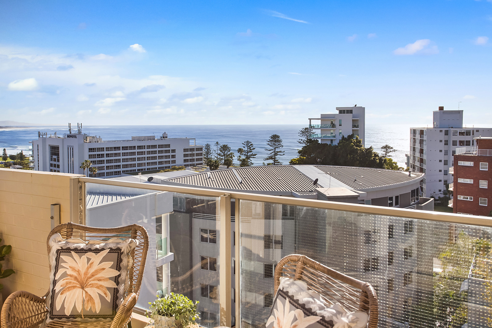 21/11-15 Ocean Street, Wollongong Auction by Sydney Sotheby's International Realty - image 4