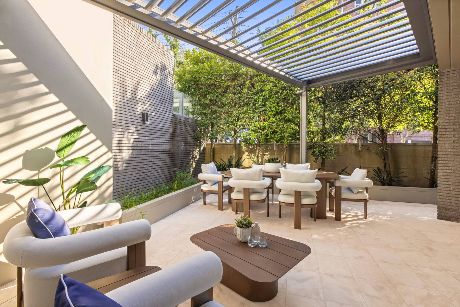 1/1 Leura Road, Double Bay For Lease by Sydney Sotheby's International Realty - image 2