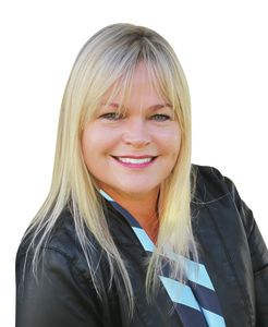 Photo of Michelle Cooper