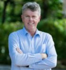 Photo of Ian Johnson