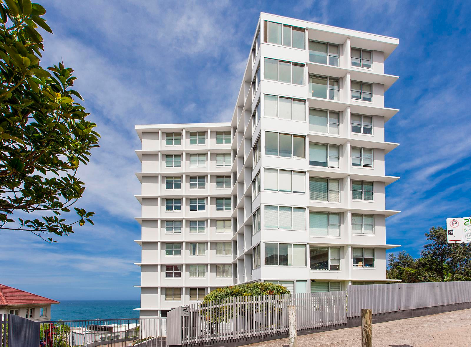 7C/3 Campbell Parade, Bondi Beach For Sale by Sydney Sotheby's International Realty - image 5