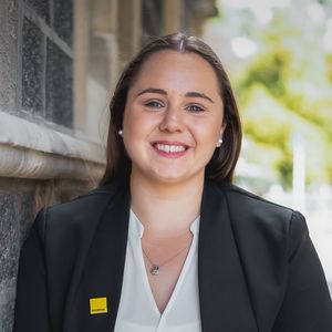 Photo of Susan Dunn