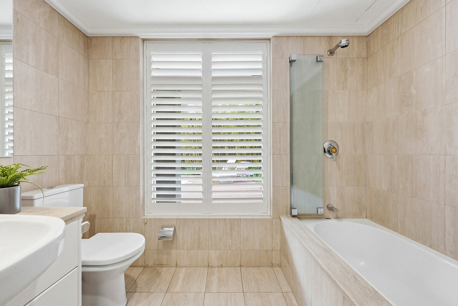 2/29-33 Mona Road, Darling Point For Sale by Sydney Sotheby's International Realty - image 16