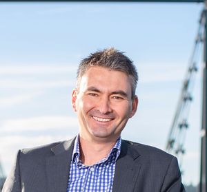 Photo of Justin Hartley