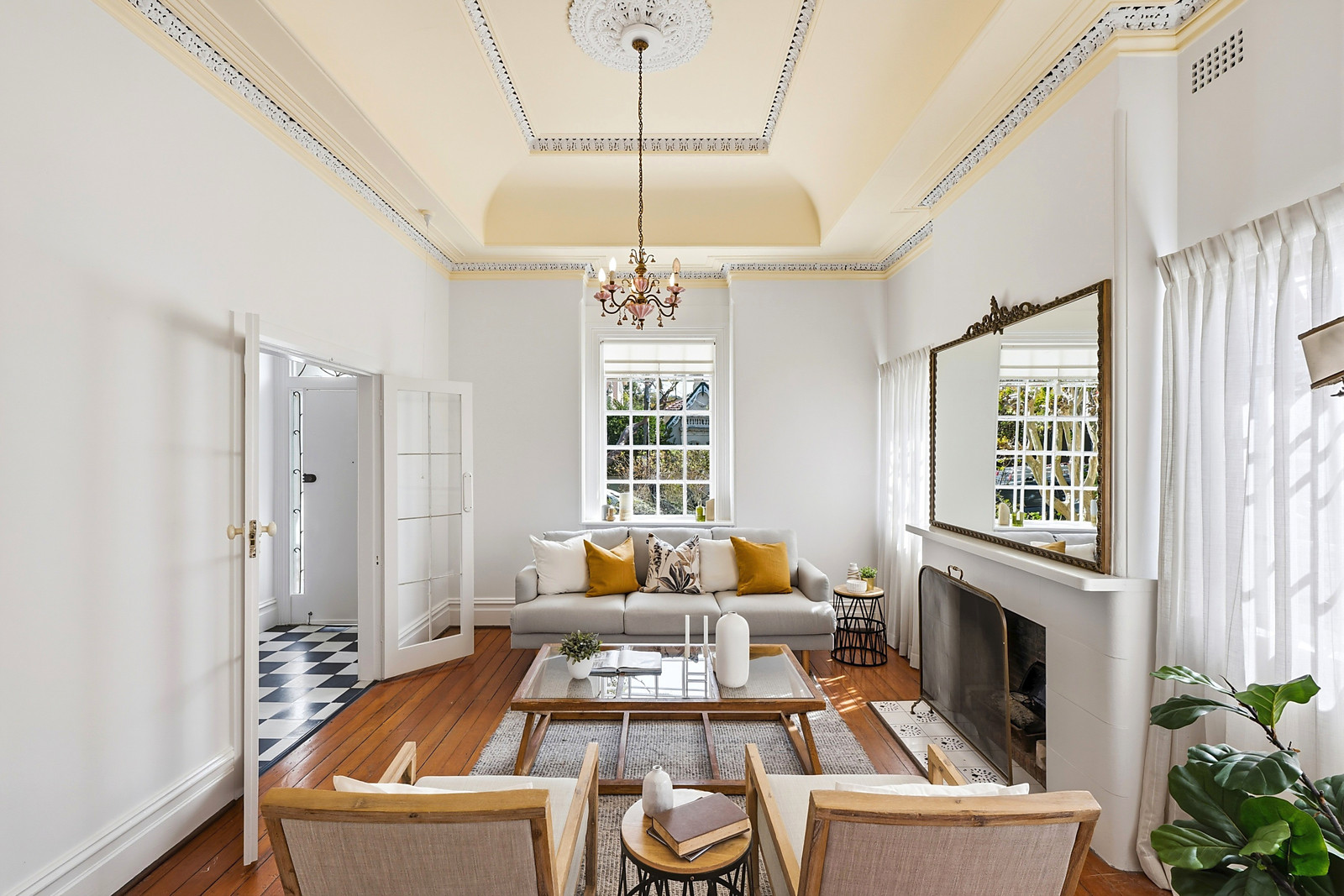 13 Harkness Street, Woollahra Auction by Sydney Sotheby's International Realty - image 3