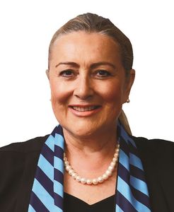 Photo of Caroline Fletcher