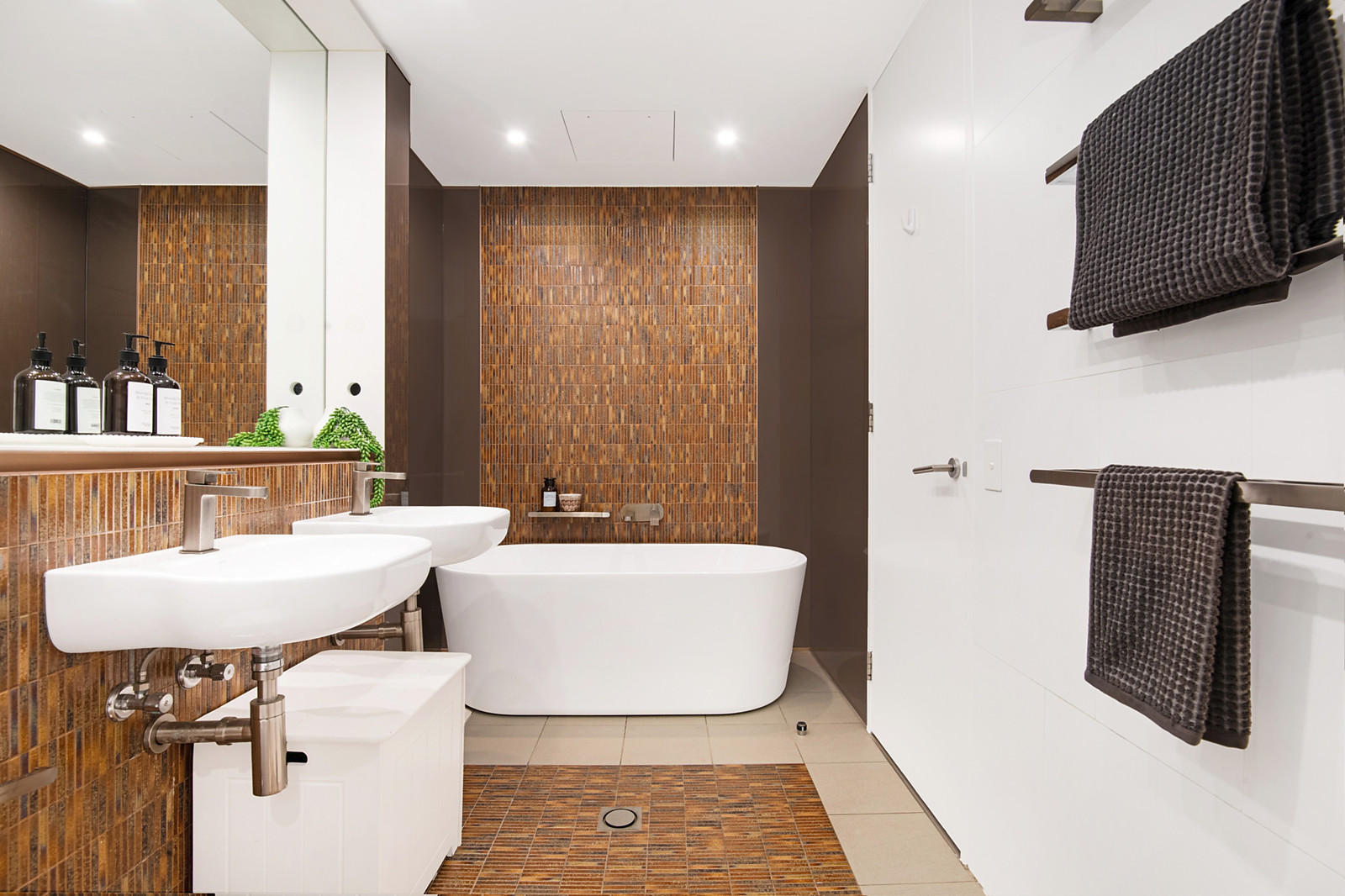 101/6 Maxwell Road, Forest Lodge For Sale by Sydney Sotheby's International Realty - image 8