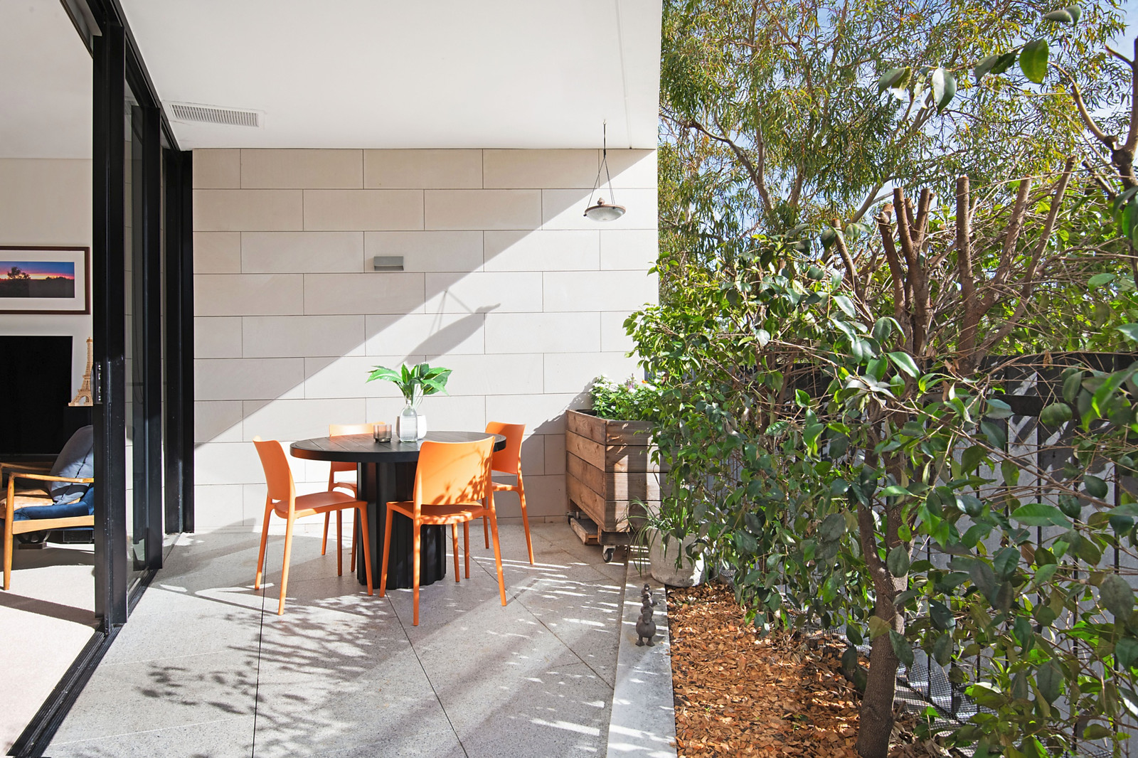 101/6 Maxwell Road, Forest Lodge For Sale by Sydney Sotheby's International Realty - image 3