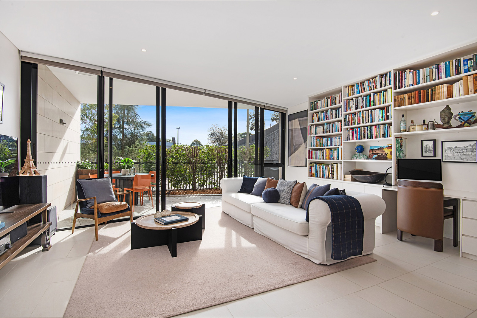 101/6 Maxwell Road, Forest Lodge For Sale by Sydney Sotheby's International Realty - image 2