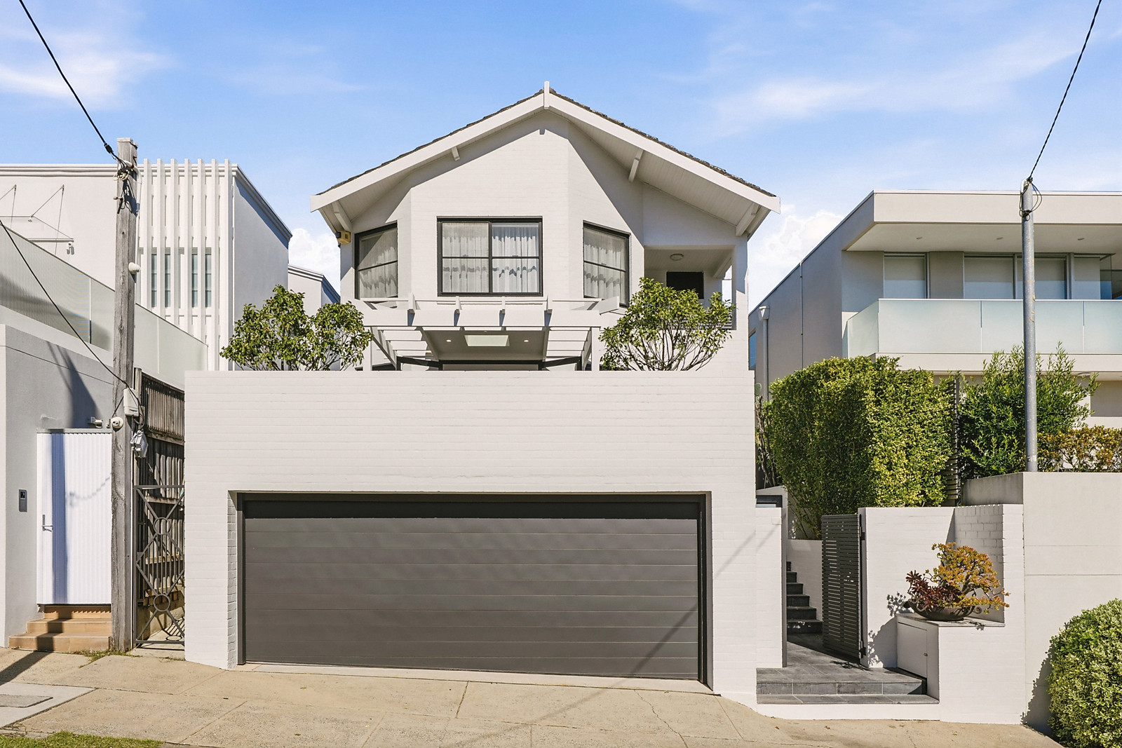 53 Gilgandra Road, North Bondi Auction by Sydney Sotheby's International Realty