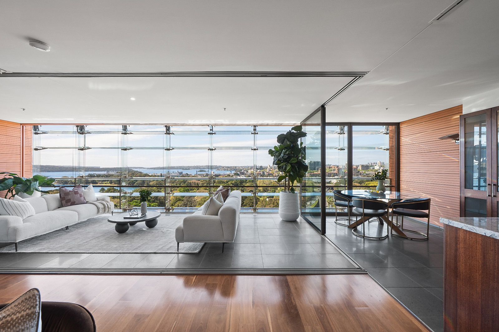 53/155 Macquarie Street, Sydney For Sale by Sydney Sotheby's International Realty - image 1