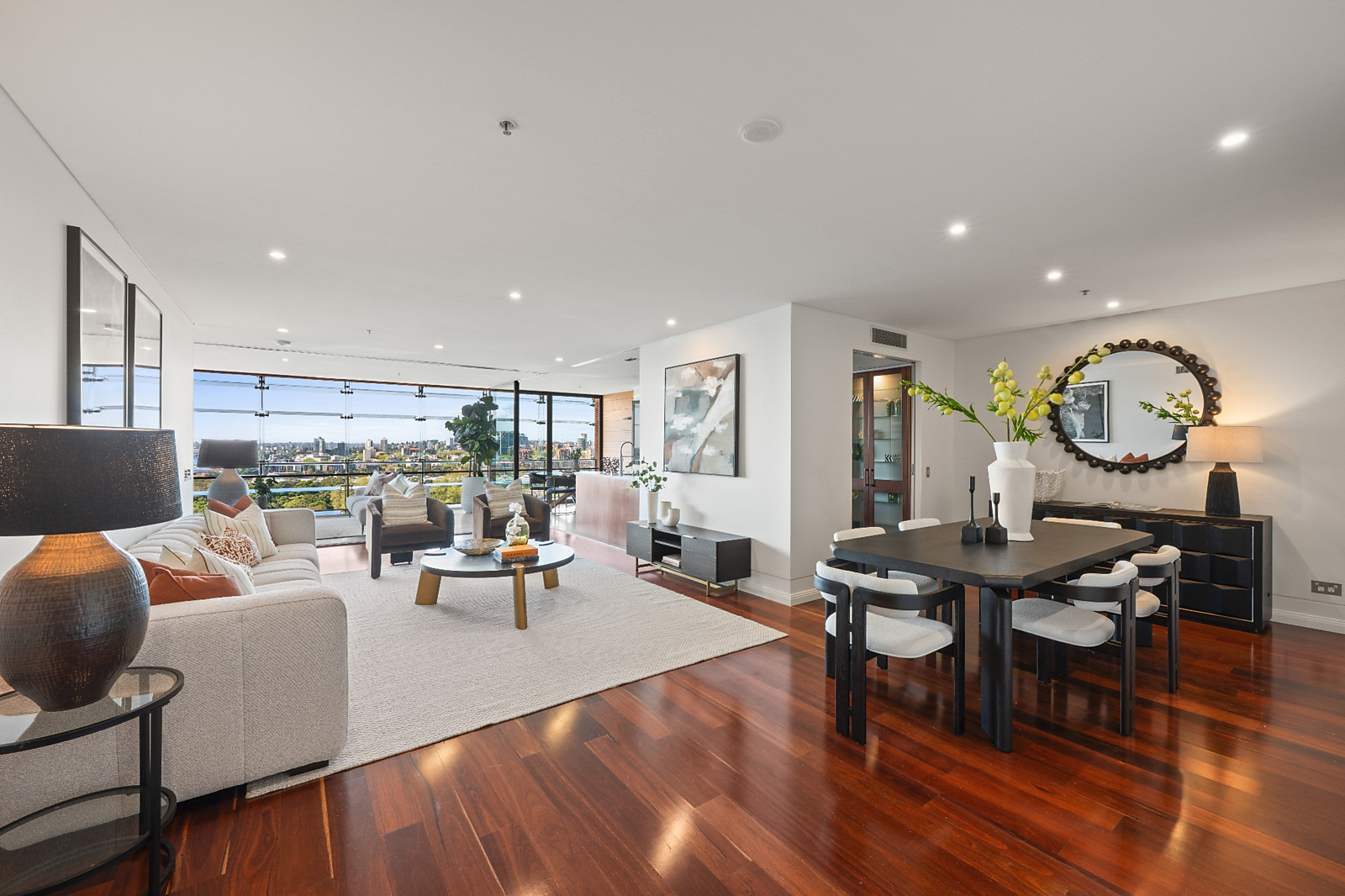 53/155 Macquarie Street, Sydney For Sale by Sydney Sotheby's International Realty - image 11
