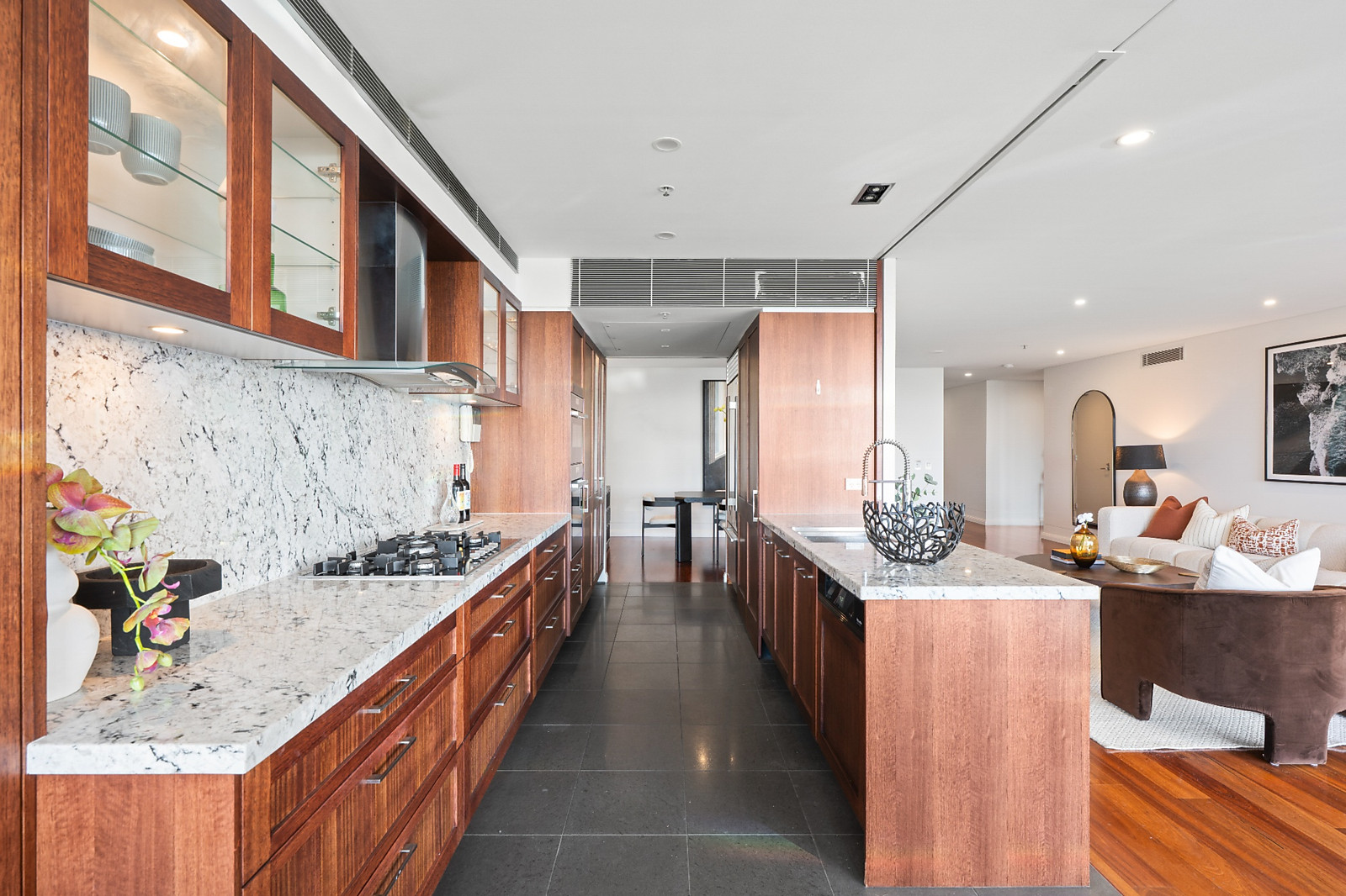 53/155 Macquarie Street, Sydney For Sale by Sydney Sotheby's International Realty - image 12