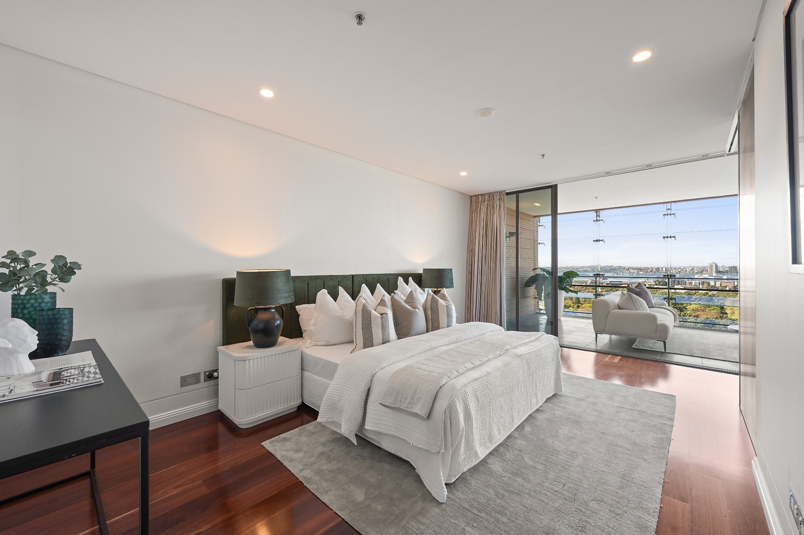 53/155 Macquarie Street, Sydney For Sale by Sydney Sotheby's International Realty - image 14