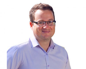 Photo of Andrew Thomas