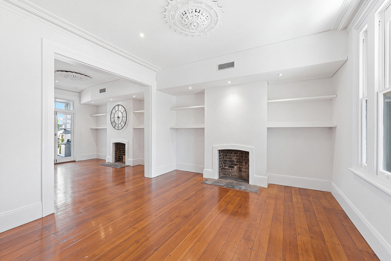 6 Crown Street, Woolloomooloo Auction by Sydney Sotheby's International Realty - image 4