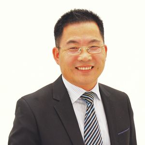 Photo of Victor Li