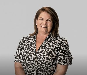 Photo of Bernadette Summers