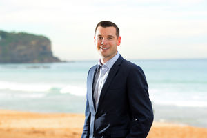 Photo of Sam Thompson