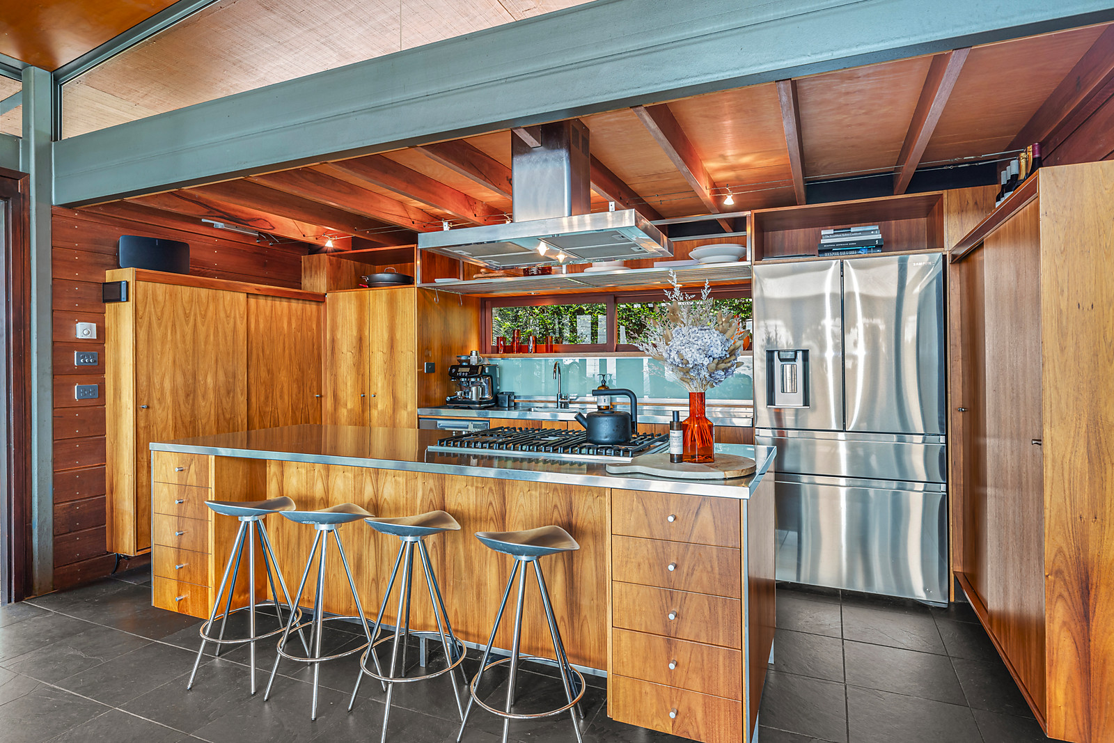 83 Serpentine Lane, Bowen Mountain For Sale by Sydney Sotheby's International Realty - image 7
