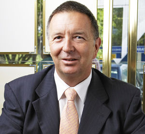 Photo of Robert Henderson