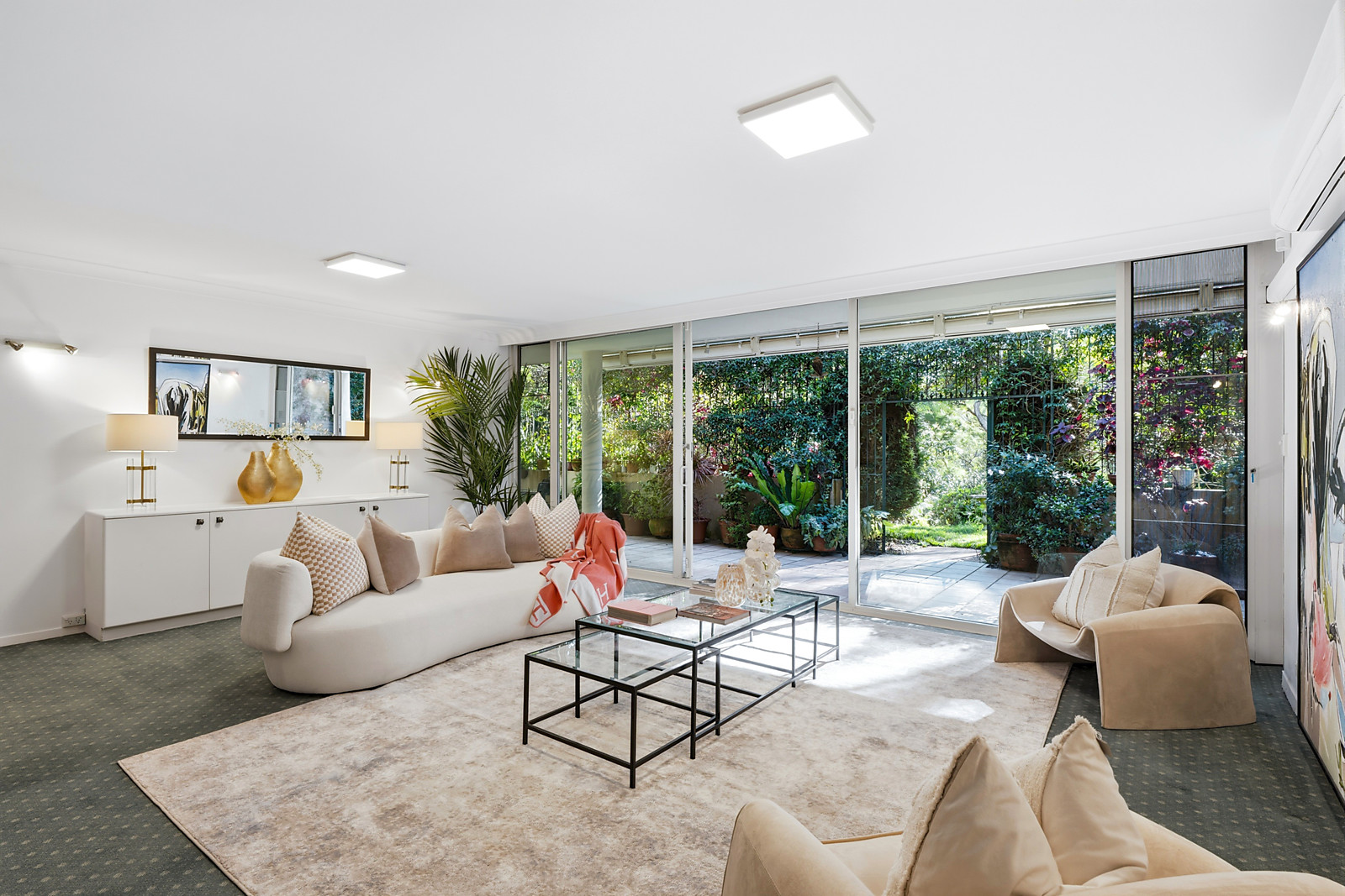 1/18 Small Street, Woollahra Auction by Sydney Sotheby's International Realty - image 2
