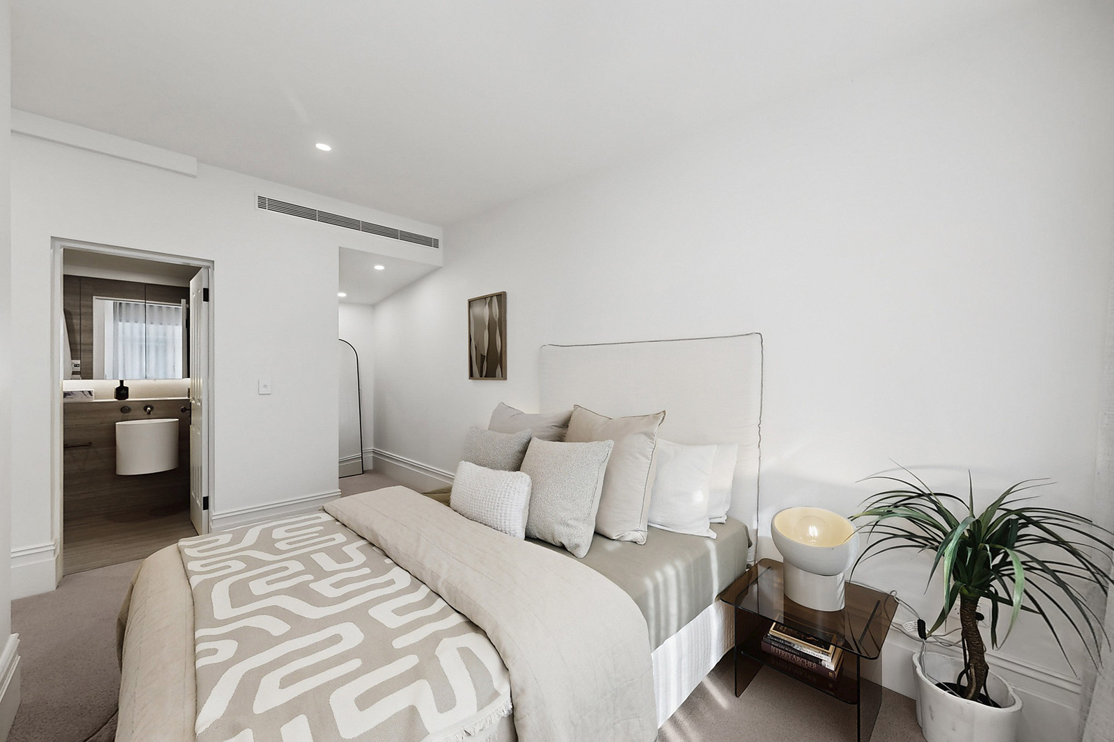67 The Grand Parade, Brighton-le-sands For Sale by Sydney Sotheby's International Realty - image 6