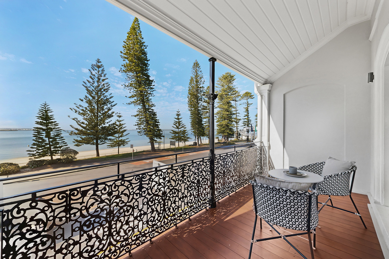 67 The Grand Parade, Brighton-le-sands For Sale by Sydney Sotheby's International Realty - image 2
