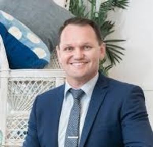 Photo of Mark Bryant