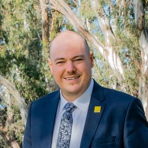 Photo of Shane Thomson