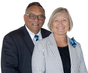 Photo of Steve and Miriam Davis