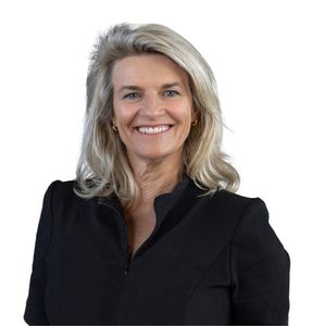 Photo of Nicola Chambers