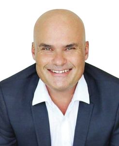 Photo of Matthew Swan
