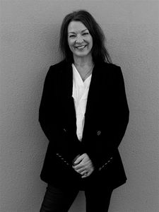 Photo of Paula Ward