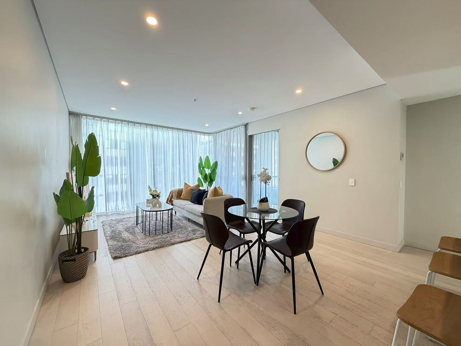 601/350 Oxford Street, Bondi Junction - Image 1