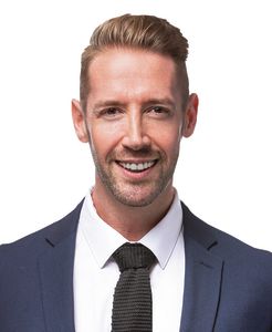 Photo of Anthony Deyn