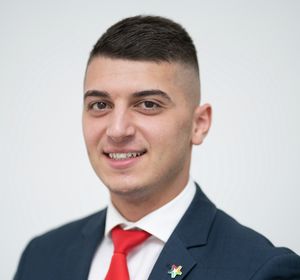 Photo of Carlos Misho